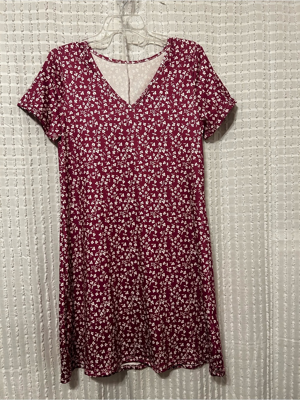 Burgundy Floral Ditsy Print V-Neck Short Sleeve A-Line T-Shirt Mini Dress Small